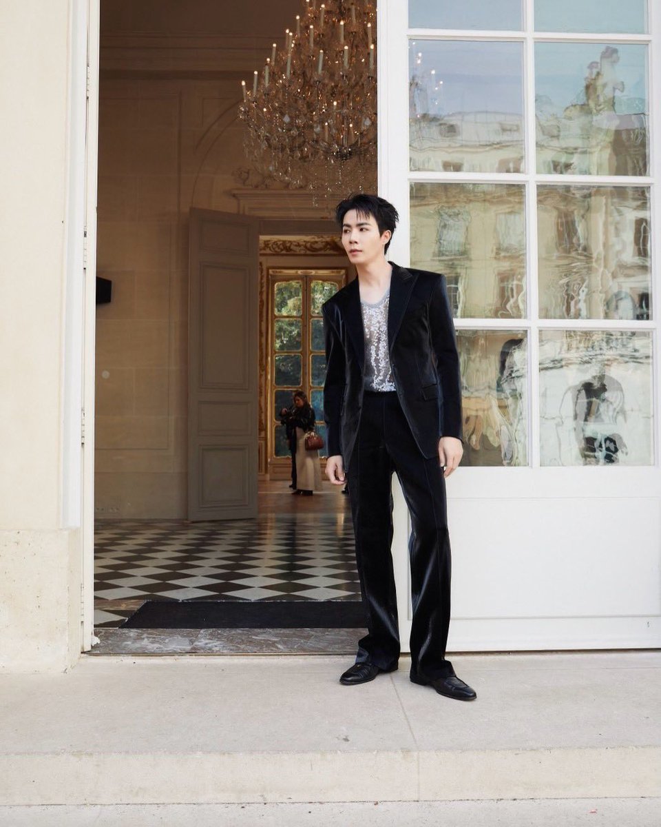 ZeePruk_OFC's tweet photo. [ IG : secret_styled ]

คุณนายแบบสุดเท่ เปิดลุคพร้อมเดินบนรันเวย์

ZEEPRUK PARIS RUNWAY AGAIN
#SUNGYILEExZEEPRUK

#SungyiLee
@zee_pruk #ZeePruk https://t.co/t0zNR5flJP