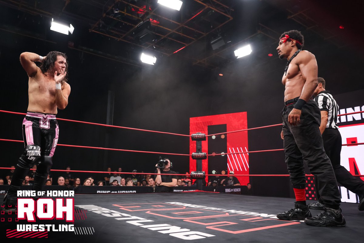 ROHFanFrance's tweet photo. 🔥 AR FOX S’IMPOSE À RING OF HONOR !

💥 Dans le deuxième match du show Ring of Honor, @ARealFoxx  Fox remporte la victoire face à @LJ_Cleary  !

🔥 Une belle victoire pour AR Fox qui poursuit son chemin à ROH !

#ROH #RingOfHonor #ARFox #LJClearly #Wrestling #Catch https://t.co/UM9wFgJufb