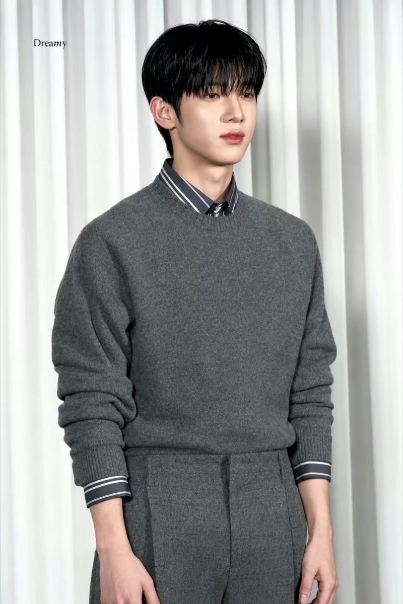 Tangkukxb's tweet photo. Park Siwoo at LANVIN just feels right. Calm, refined, and quietly confident everything comes together so naturally. Hope he enjoys every moment in Paris and knows that we're always cheering for him. 

PARK SIWOO AT LANVIN PFWSS27

#PARKSIWOOLANVIN
#PARKSIWOO
#LANVINPFWSS27 https://t.co/ldeD2pXXUq