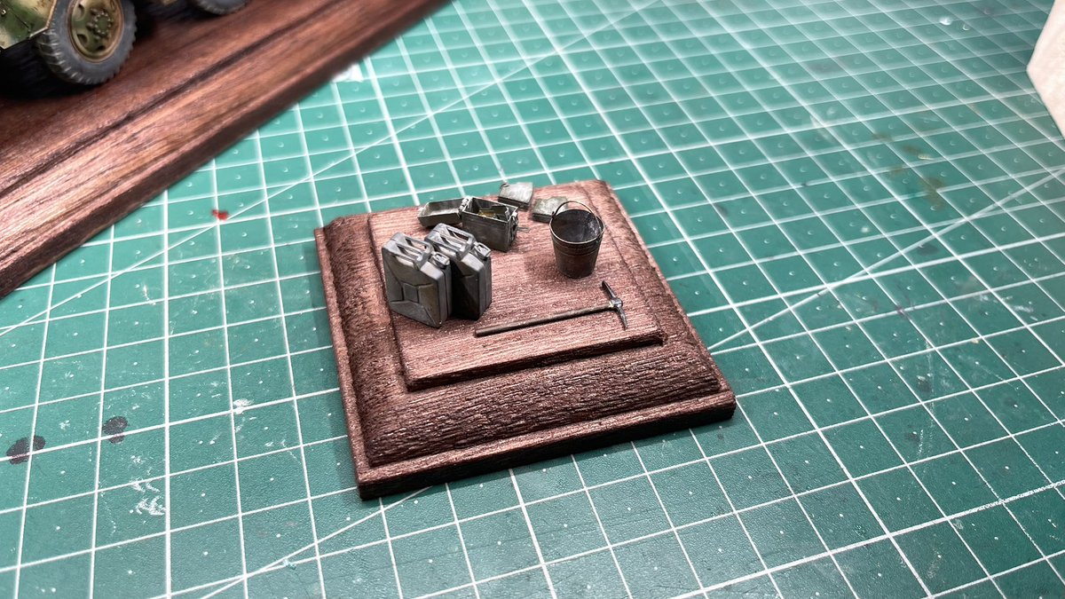 dorazonbiiii's tweet photo. タミヤ 8輪重装甲車 Sd.Kfz.232
 期限ギリギリで完成とします_:(´ཀ`」 ∠):

明日はこちらを持って東北AFVの会に参加させていただきます！
お師匠の全てを真似して可動工作頑張りました。お声がけいただければ随時パカパカします！ https://t.co/7ABQhV2Nm4