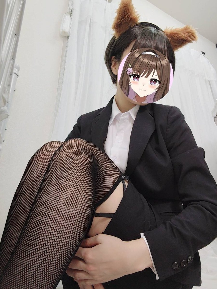 tyinachanel's tweet photo. 【求】結婚相手

【譲】20代、声が綺麗、コスプレ好き、お酒飲める、保育士、男性をお姫様抱っこできる

【条件】
ASMR投稿自由にやらせてくれる、愛情表現豊かな犬みたいな人、結婚前提で真剣に向き合ってくれる人

ボーイッシュお姉さんは結婚相手にどうですか？🐶🩷💍 https://t.co/qfzDHRxFE7
