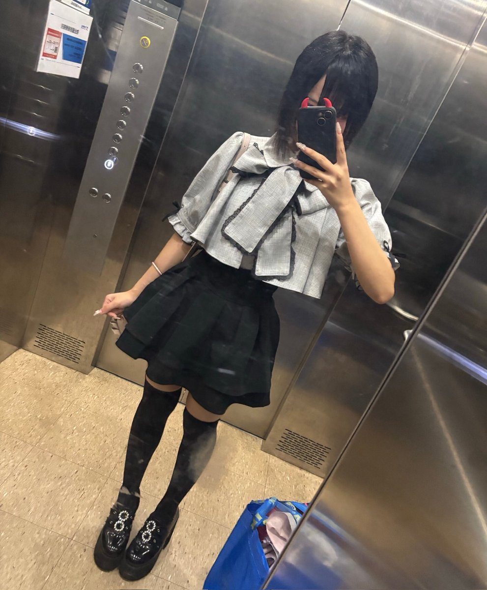 marshall7417400's tweet photo. 一米五的男娘很少见吧 为什么HRT不能长高高呀 有人喜欢一米五的小男娘嘛
#男娘 #女装 #含糖 #伪娘 https://t.co/qfU1t9MGUa