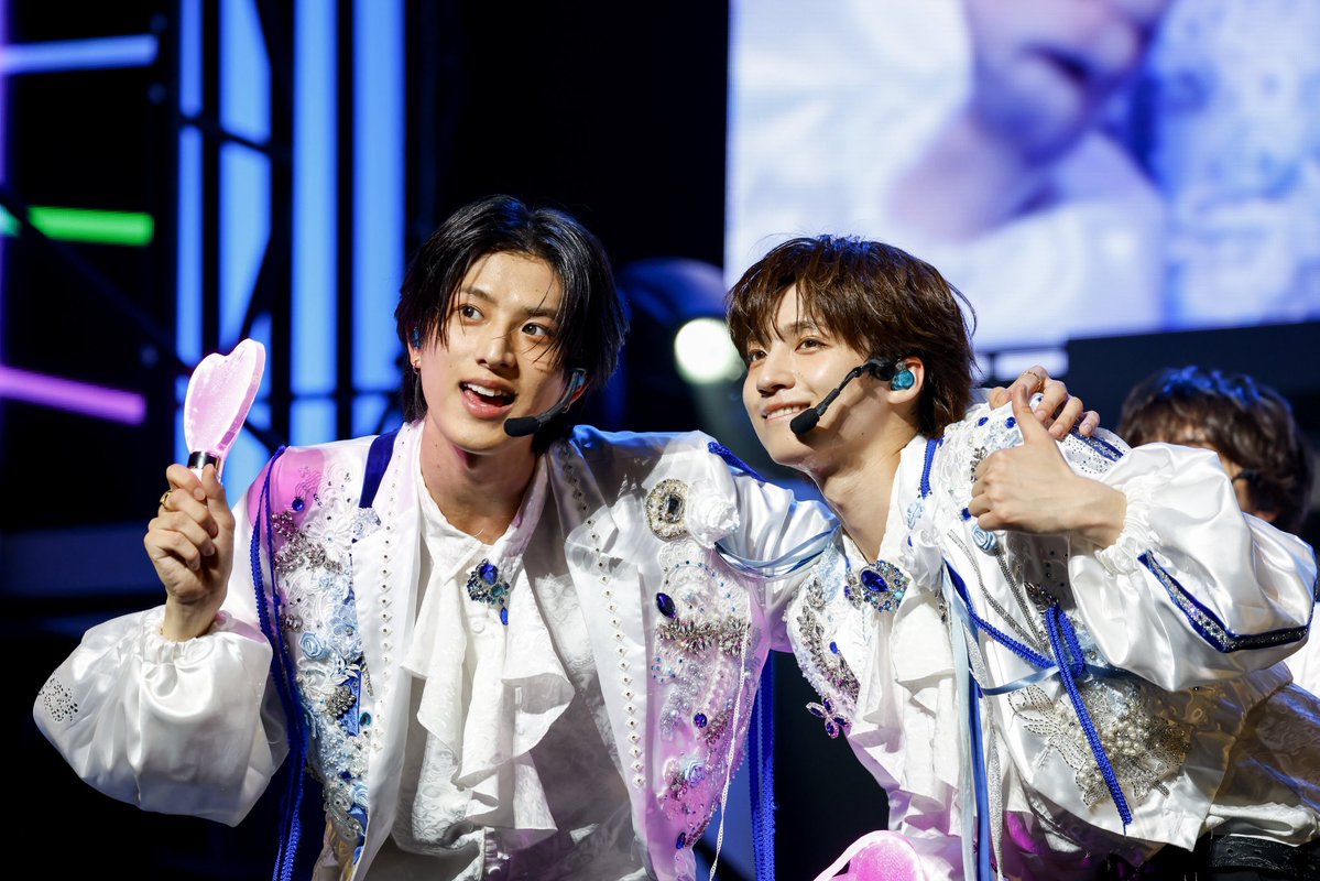 ICEx_official's tweet photo. ／
ICEx Fifth Concert Tour 2027
 “NICOx LAND”
ICEx COOLer BOX会員先行受付中！🎫✨
＼

ICEx COOLer BOX会員先行(会員＋非会員)
【10月4日 23:59】まで受付中！📢

▼詳細はこちら🔗
https://t.co/RlFaiVoBSM

2027年もCOOLerのみなさんに愛を届けます✨🧊

#NICOxLAND
#阿久根温世 #志賀李玖
#ICExCOOLerBOX
#ICEx #COOLer