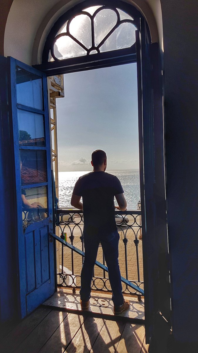 TiagoAhid's tweet photo. A janela continua a mesma { antes da Vila Galé} , mas agora tem check-in e café da manhã incluso. ✨ #Slz #SãoLuís 😅 https://t.co/ADpro5WuFY