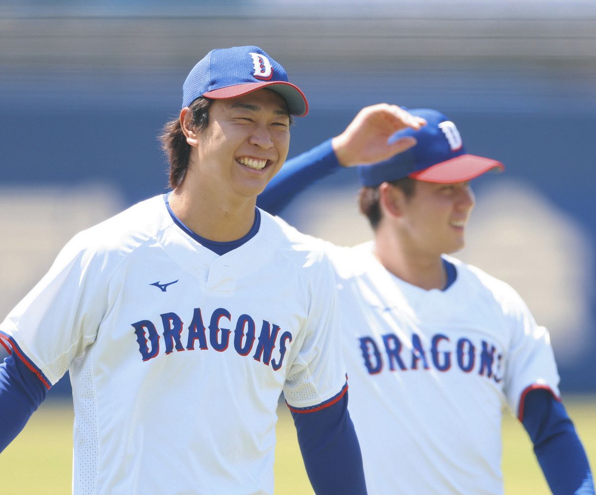 gnomotoke's tweet photo. 中日・井上一樹監督「2人には主役になってもらいたい」誰より望んだ“Wエース”完成と強竜再来…未来へつなぐ覚悟のラスト采配「勝って終わりたい」：中日スポーツ・東京中日スポーツ https://t.co/RtOCMbAdss

中日・井上一樹監督（55）が2日、高橋宏斗投手（24）に主演男優指令を出した。 https://t.co/3HQaNuPUSQ
