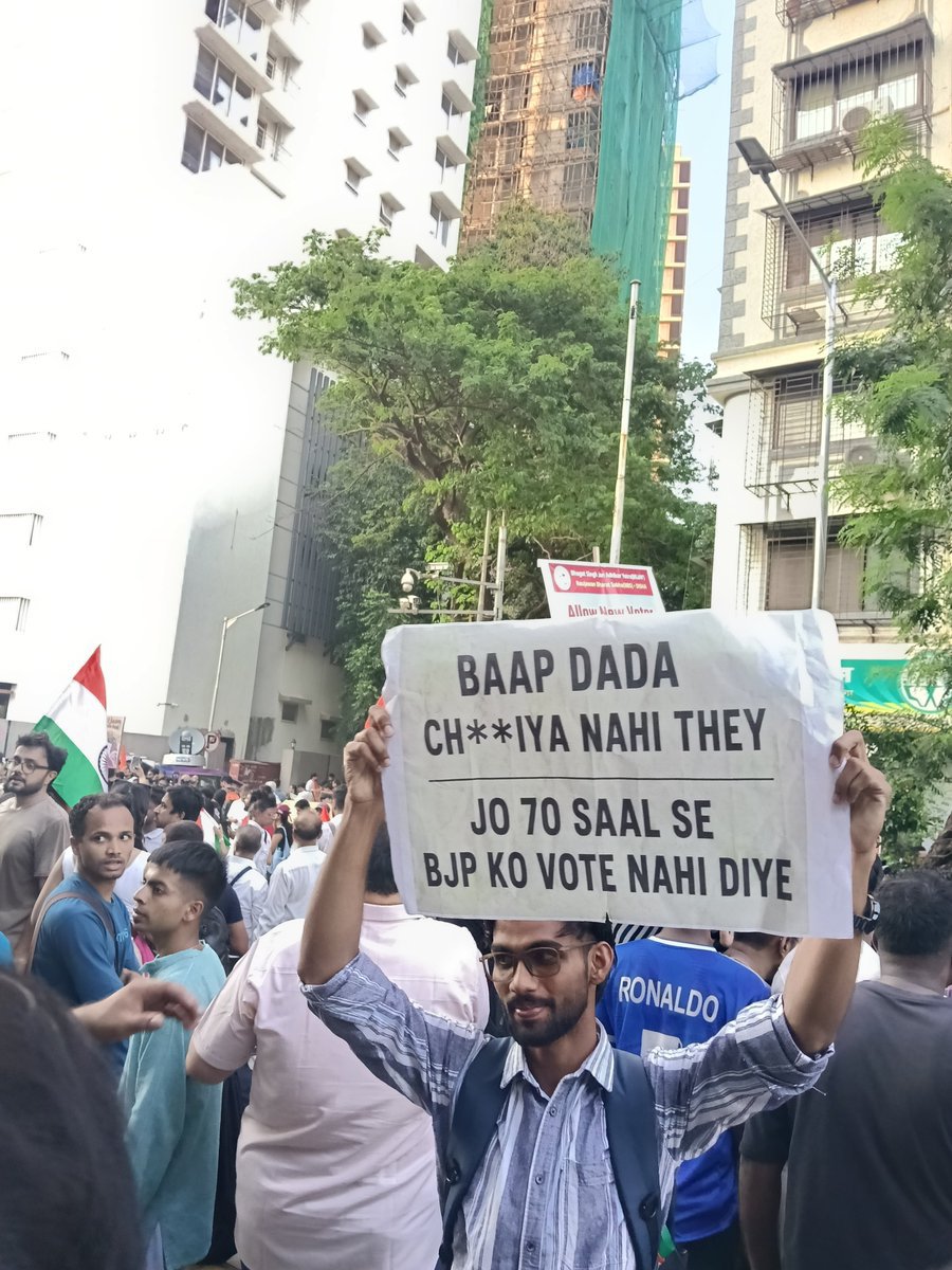 IndiaSpectator1's tweet photo. This is the best thing I’ve seen on the internet today. 😁 https://t.co/KCzi49gq1T