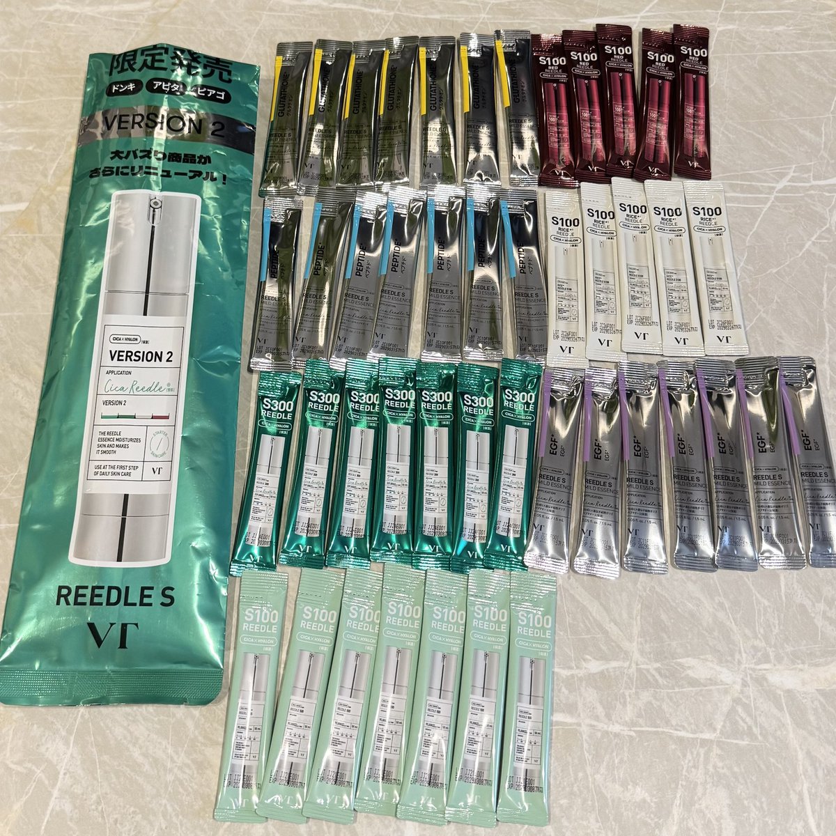 Kinako__neko__'s tweet photo. これが1番やっっっっっべぇセットです❗️
1,490円安すぎ❗️て買って開けたら想像以上に入っててブチ上がったリードルショットwwwwwwwwwwww https://t.co/dICBfVmQnS