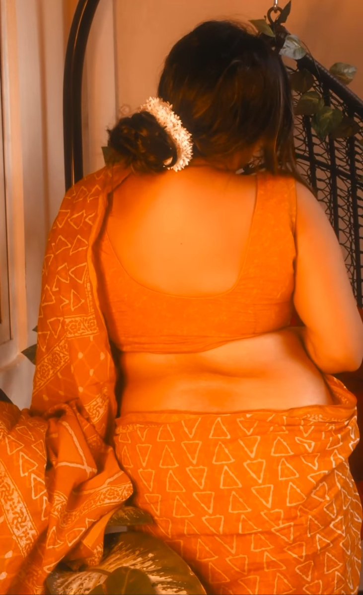 CuriousKarthi's tweet photo. Busty thick wife ku adangi 💃🏻💖 ava saree look la ipdi pala palanu kolutha thoppa idupu madipu mudhugu side molai 😋🍑👅meaty arms ava akkul vervayoda kaiya thooki kaati aduthavana paathu rasika vachu veri ethi 😈🤤ennayum dummy ah purushana kooda vachu ava panra 🥵🛐 thevidiya thanatha accept panni avaloda life time adimaya vaazhura sugamum avasthayum iruke 🤤🌺😚🫦

Epovume dhikku dhikku nu nammala vachurundhu ullukulla padhatta pada vachu seivaa 🥵🙈👅.. Adhulayum tour poitu ipdi two piece laam pottaa ellame koocha padaama kaatuvaa😈💃🏻👠 Ava molai rendum kulunguradhu paathu cleavage paathe ellam mayangiduvaanga 🤤💋 ennoda mind um summa illama avanunga kooda ivala nenachu paathu angaye poolu nattukitu kanjiya kakkidum 🤤🫦💦💦

Ipdi iruka avaloda soothu koluppu kulunga kulunga 🍑😋adichu ookura karutha thadi sunni vacha bulls ku ooka 😈🍆♠️ kuduthu ava anubavikuradha paathu adichu oothanum 🥵💦 ava paal maadu maari iruka molai rendayum kadichu sappi kavvi iluthu iluthu  🐮 🥵💦 avala karava maadaakki paala karappanunga🐄😋🍼 avalum nalla thooki kuduthu molaiya kaati mood la expressions kuduthute enna paathu look viduvaa 'potta naaye ivan dhaan da aambala epdi enna ookuraan paaru neeyum 😈♠️🍆💦 irukiye dhandathuku nu' andha time laye en sunnila kanji vadinjurum🤤🍌💦... Bulls ku kundiya kaati ivlo meaty ���🏻👠 odambayum vachutu flexible ah idupa valachu kuduthu doggy la molaiyum soothum 👠🍑💋 kulunga kulunga ool vanguvaa bulls kita kadharikite 😈🍆

Sila time gangbang maari pannanungana ovvoruthanum maathi maathi oopanunga 💃🏻🤤🫦ava soothula oru sunni koodhila rendu sunninu vaangitu vaaila oruthan sunni kai rendu sidelayum rendu sunniya uruvitte ool vaangi 🥵🍆💦💦 last ah enna vachu clean pannuvaa ella ootailayum 😋👅💦💦

#cuckold #domwife #hotwife #bulls #cuckhubby
