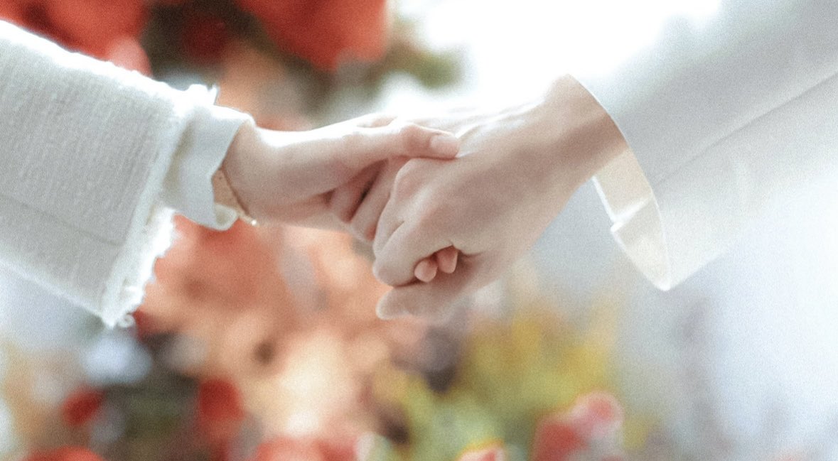 lawas0's tweet photo. 롼녠타오 🤝🏻 섬섬옥수세요. https://t.co/MxAPsMJ2J1