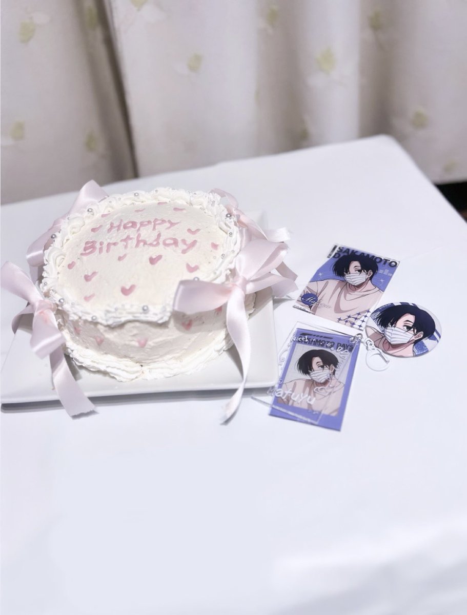 rxjtso's tweet photo. 17歳も可愛く楽しく生きます♪
お祝いしてくれてありがとう🪽⟡⁺.
ケーキ自作です♡ https://t.co/AszxkRFTQ4