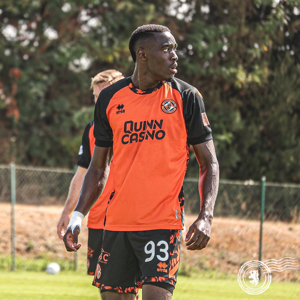 dundeeunitedfc's tweet photo. 🇵🇹🧡

The Terrors rounded off our week in Portugal with a friendly against PEC Zwolle, with the Dutch side edging a five-goal game 🤝

Abdoulaye Yoro and Nairn Reynolds grabbed the goals whilst Bert Esselink also had a second-half header chalked off 👊 https://t.co/hUXjqgSMXn