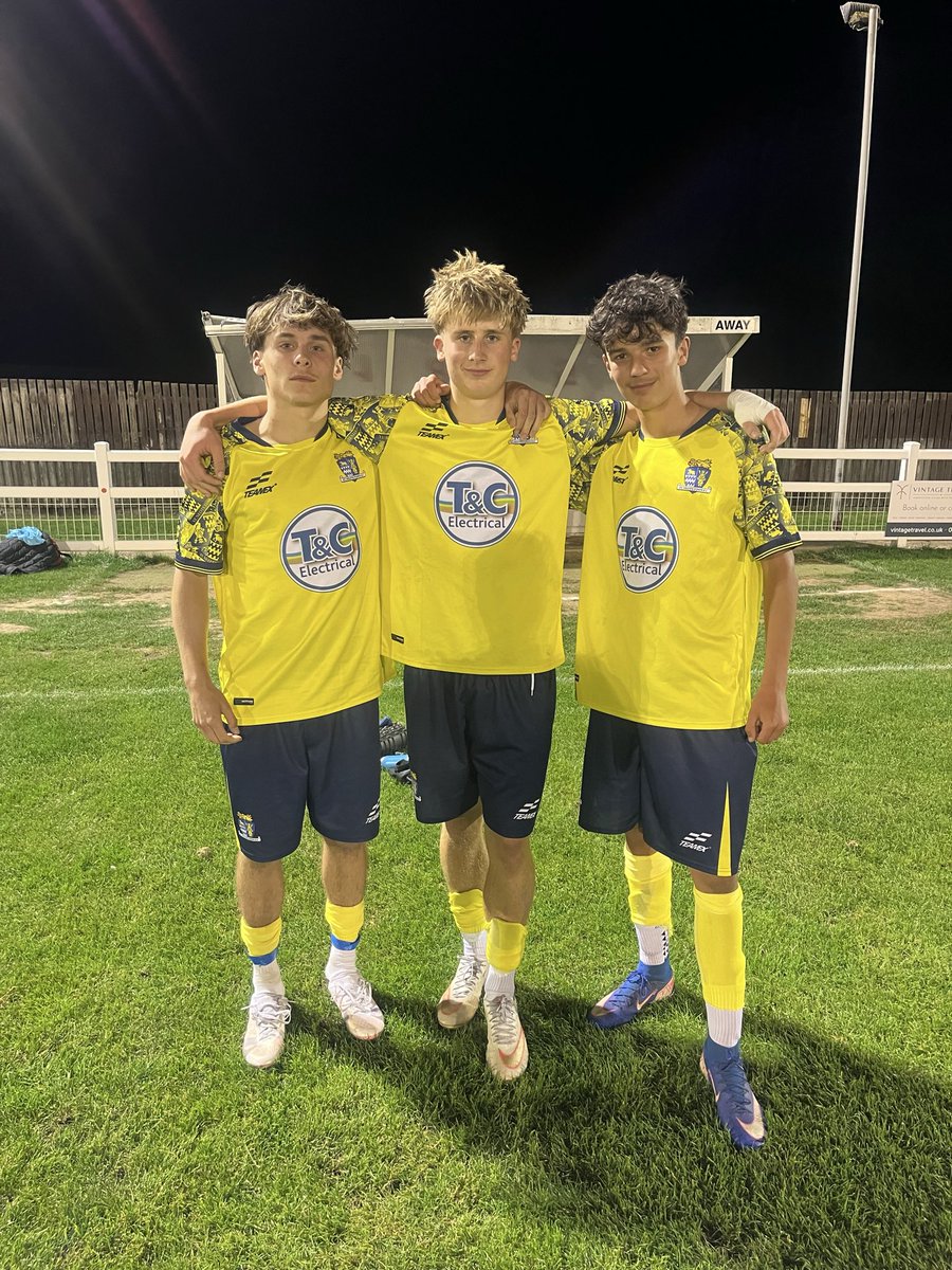 SNTFVDev's tweet photo. Three U16 players playing last night against Ely. 

If you’re an U16 player and looking for an opportunity at a club?  
St Neots is looking for dedicated, talented, coachable young people to join us as we launch our scholars programme, scholars, TN, Reserves, 1st team💙 https://t.co/4prTmz0c7J