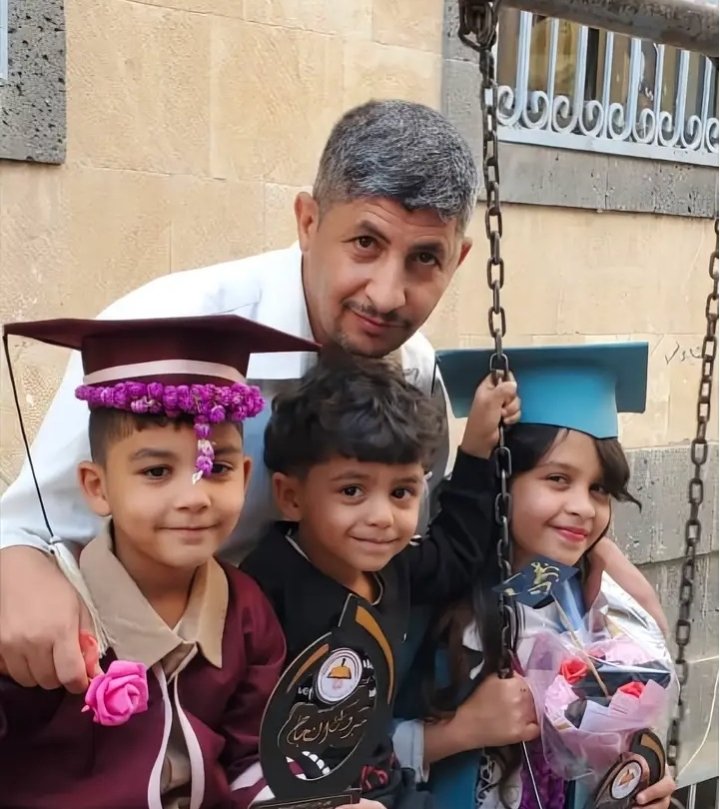 luvpurki's tweet photo. #نسويات_يمنيات #نسويات_اليمن
أتمنى الثبات للأب و القوة عشان ياخذ بحق بنته الطفلة البريئة المسكينة وتثبيت قلبه🙏🏼
طفلة طفلة ايش من عار وايش من قرف الله يقرفكم
#القصاص_من_قتلة_رهف
#حق_رهف_لن_يضيع https://t.co/fHGC8SWTse
