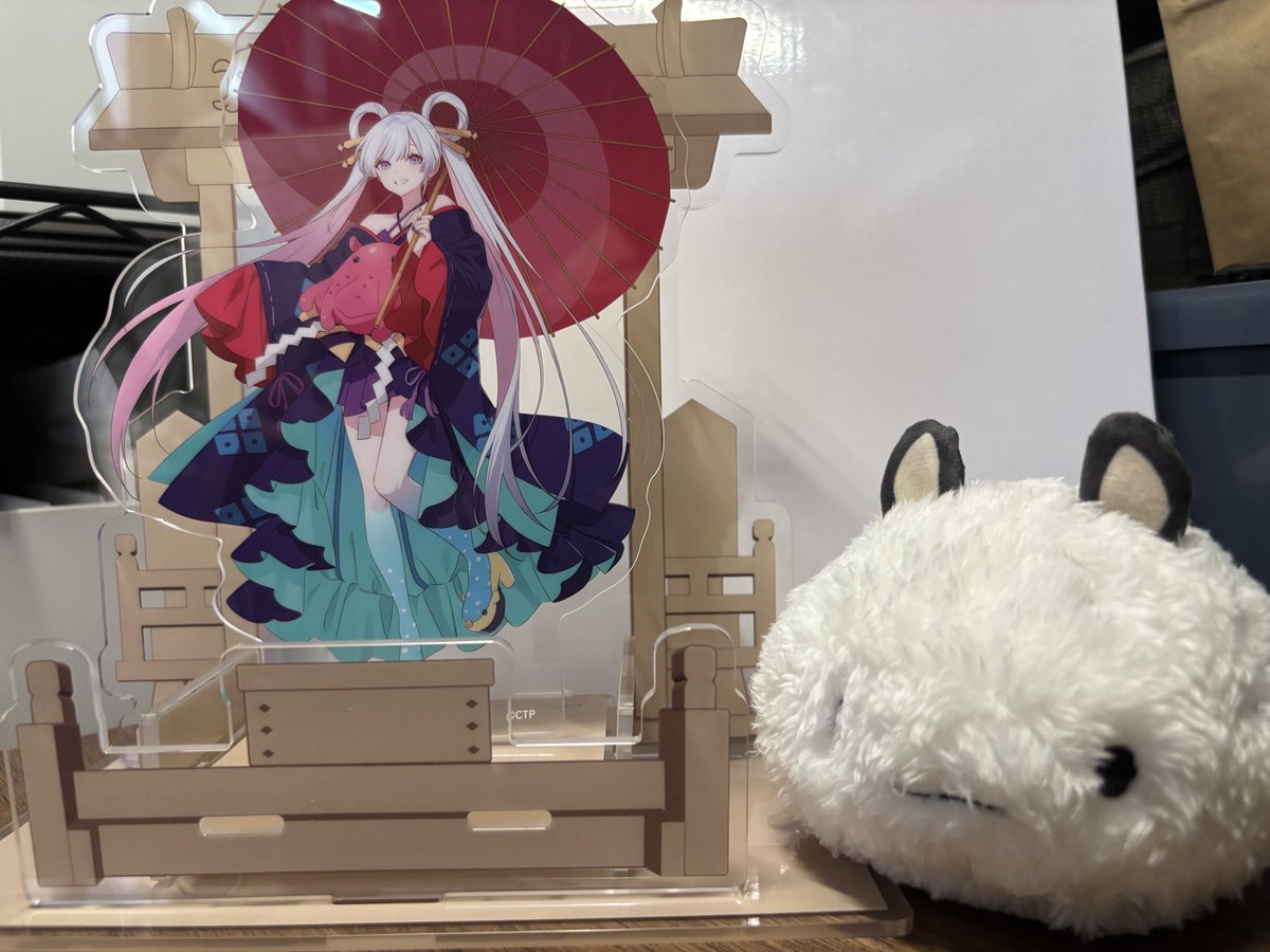 takulzh19m's tweet photo. クラファンのヤチヨの神棚とFUSHIのぬいぐるみきたー！！！ https://t.co/XhqZOtqrTy