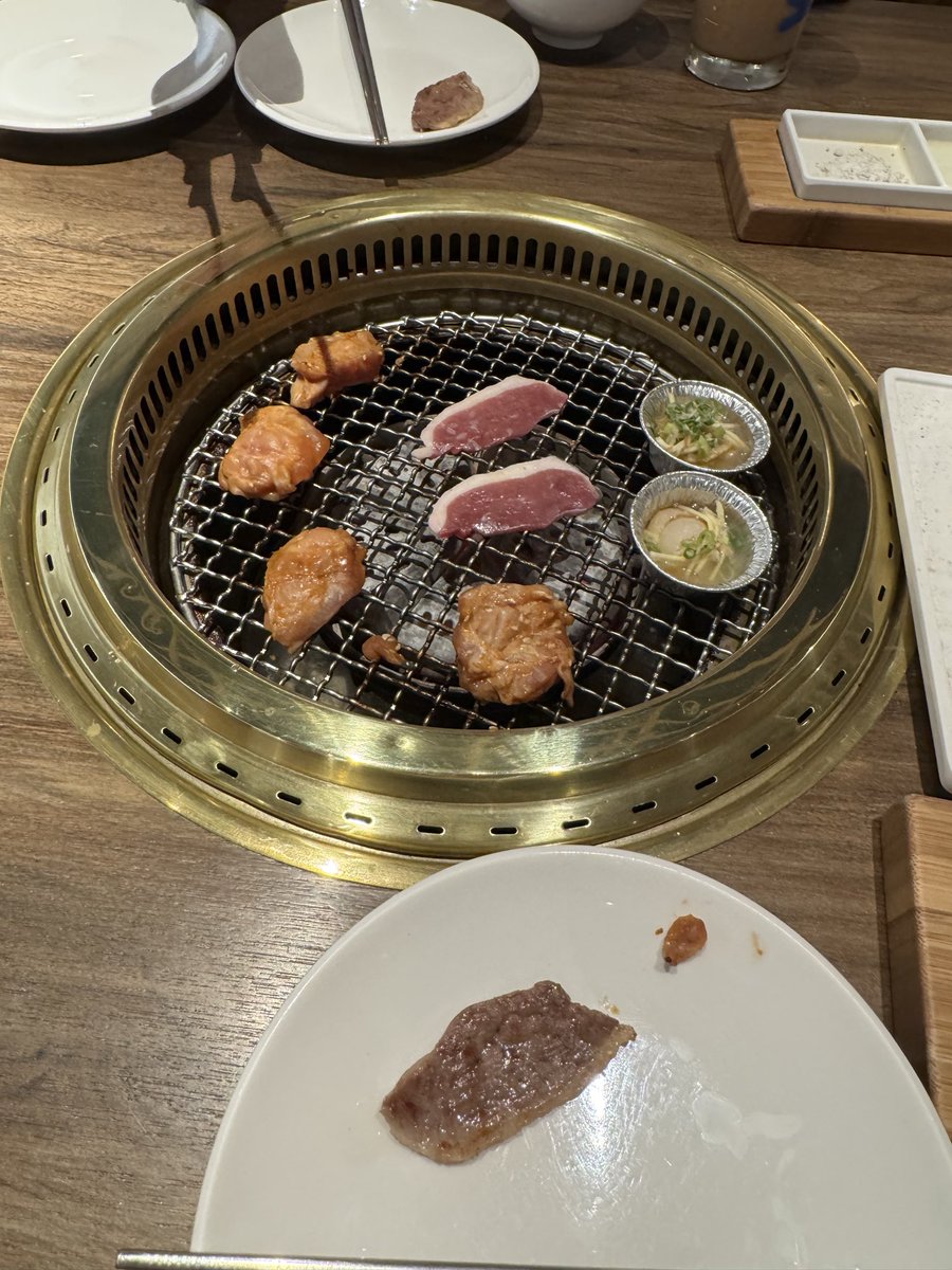 dovobna's tweet photo. 享受中😋😋 https://t.co/NHJa70hAKO