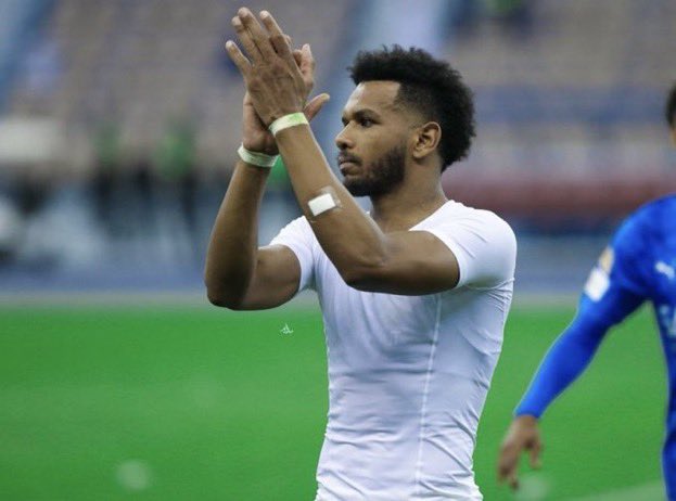 K_hfc22's tweet photo. افضل مدافع بتاريخ الهلال و يتنافسون هو و صالح النعيمه

تمبكتي ما قدم 40 % من ما قدمه البليهي https://t.co/pdjxk6Mjaq