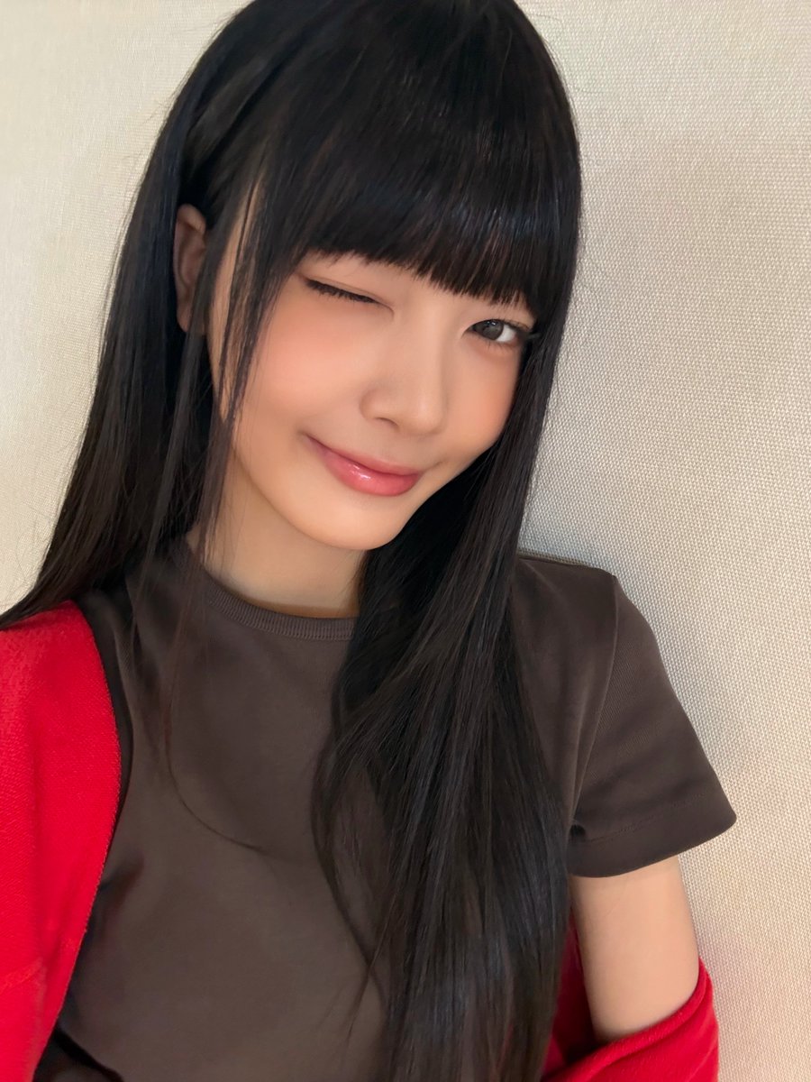 seahspics's tweet photo. 💭 #SEAH weverse update

#세아 #TUIDE #튜이드 https://t.co/Kju896LNGD