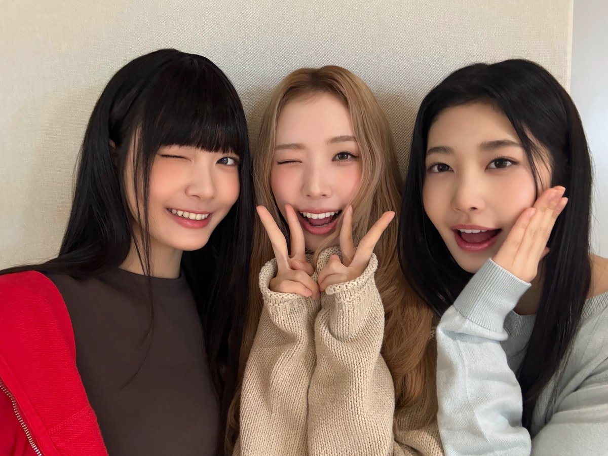 seahspics's tweet photo. 💭 #SEAH weverse update

#세아 #TUIDE #튜이드 https://t.co/Kju896LNGD