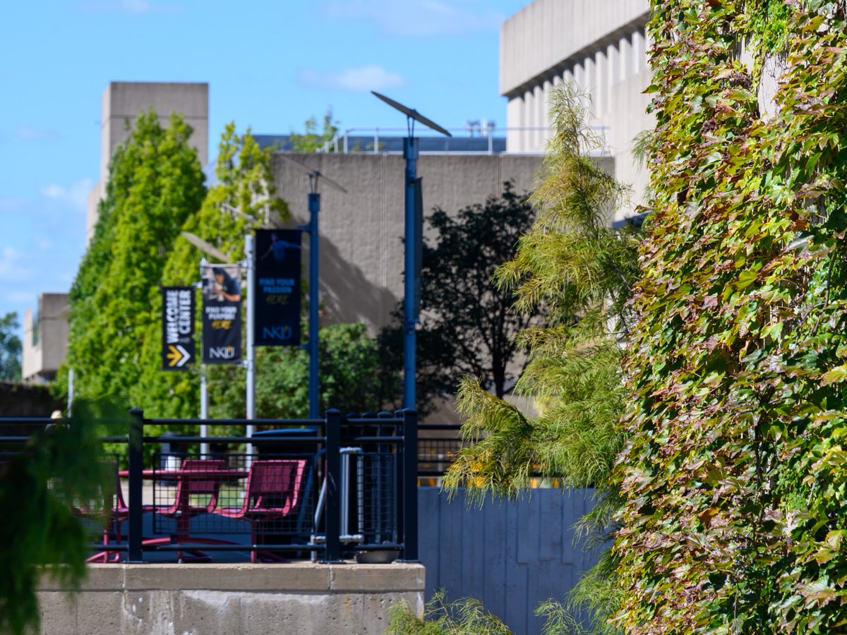 nkuedu's tweet photo. Fall is slowly making its mark on campus 🌿🍁

#NorseUp https://t.co/6r0Ev4w33D