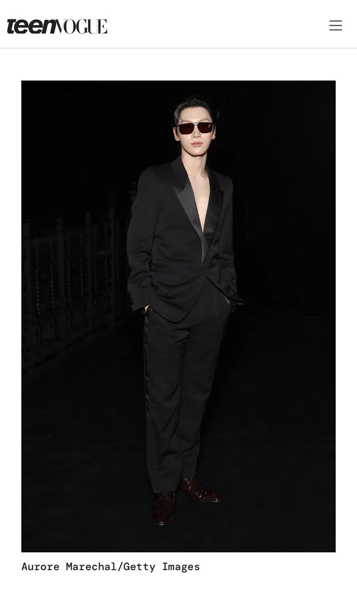 misskloss_1001's tweet photo. TEN via Teen VOGUE

“Ten Lee looked like a classic Saint Laurent model in his interpretation, a sleek tuxedo jacket with satin lapels styled with sunglasses.”

TEN AT SAINT LAURENT SUMMER27 
#TENforYSLPFW27
#SaintLaurentxTEN #TEN @YSL