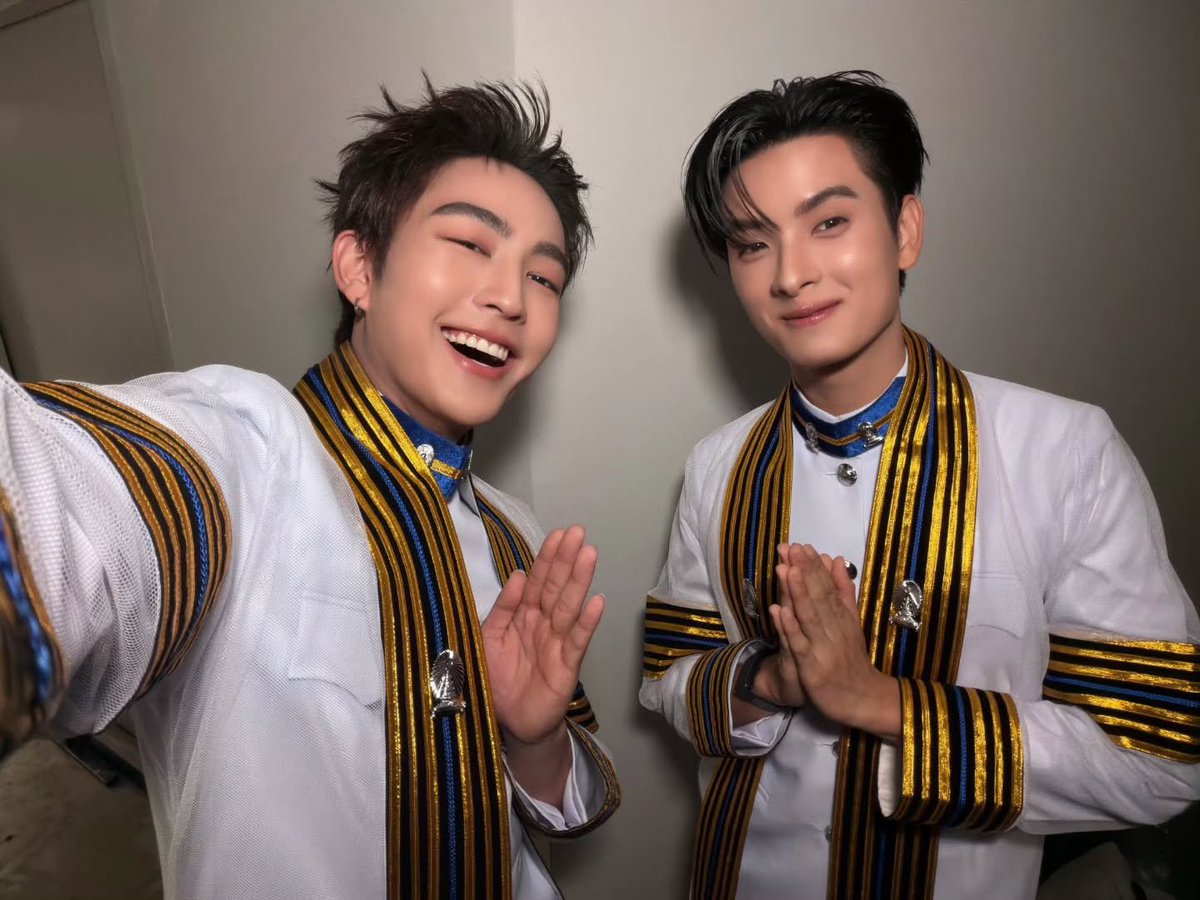 Gam_kiki's tweet photo. มีใครเข้าใจไหม บัณฑิต 03 อะ https://t.co/9rHyJCW0Eg