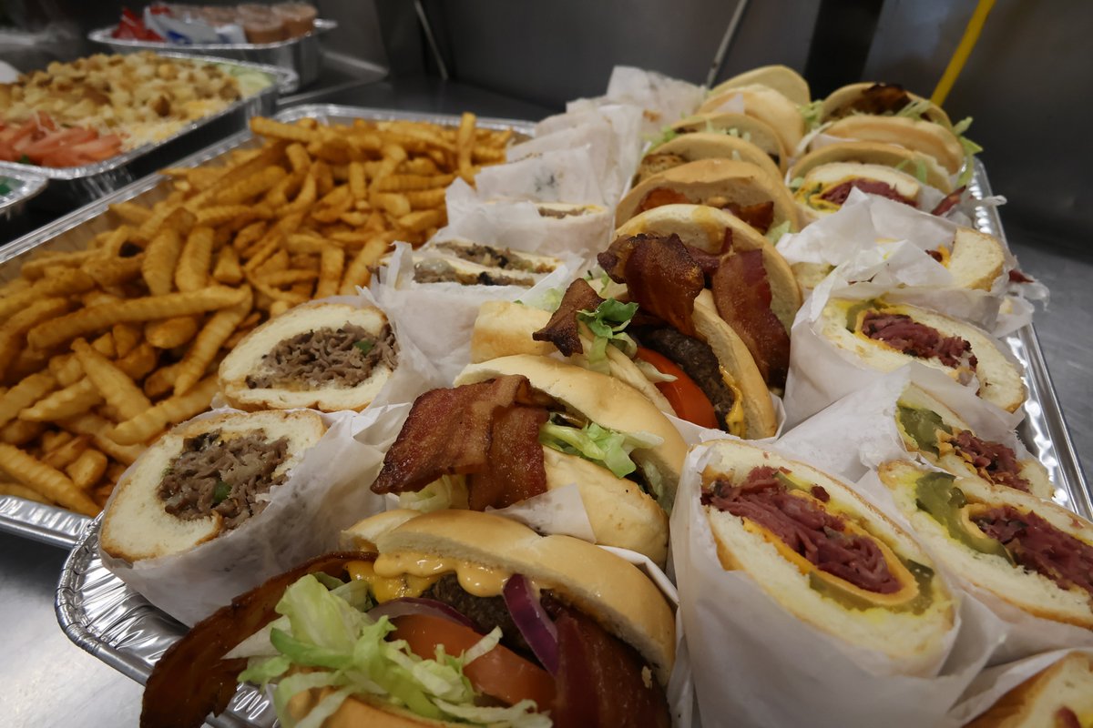 maxisdeli's tweet photo. #SaltLakeCityCatering #SLCCatering #SaltLakeCityEats #SLCEats #UtahCaterer #MaxisDeli #StMarksHospital #SLCLocalBusiness #UtahFoodies #CorporateCateringSLC #MedicalOfficeLunch #OfficeCatering #SaltLakeCityFood #SLCFoodie #SupportLocalSLC #UtahCatering #SLCBreakfastCatering https://t.co/e7dJyYDpV2