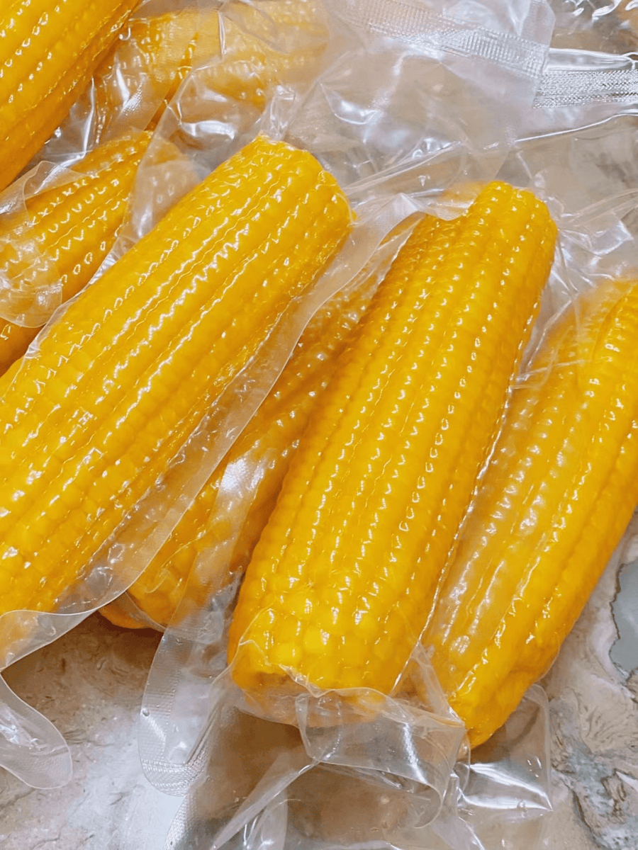 chdrk5899's tweet photo. I doubt this yellow waxy corn tastes good! It calls for a try! https://t.co/LQatdIqBw4