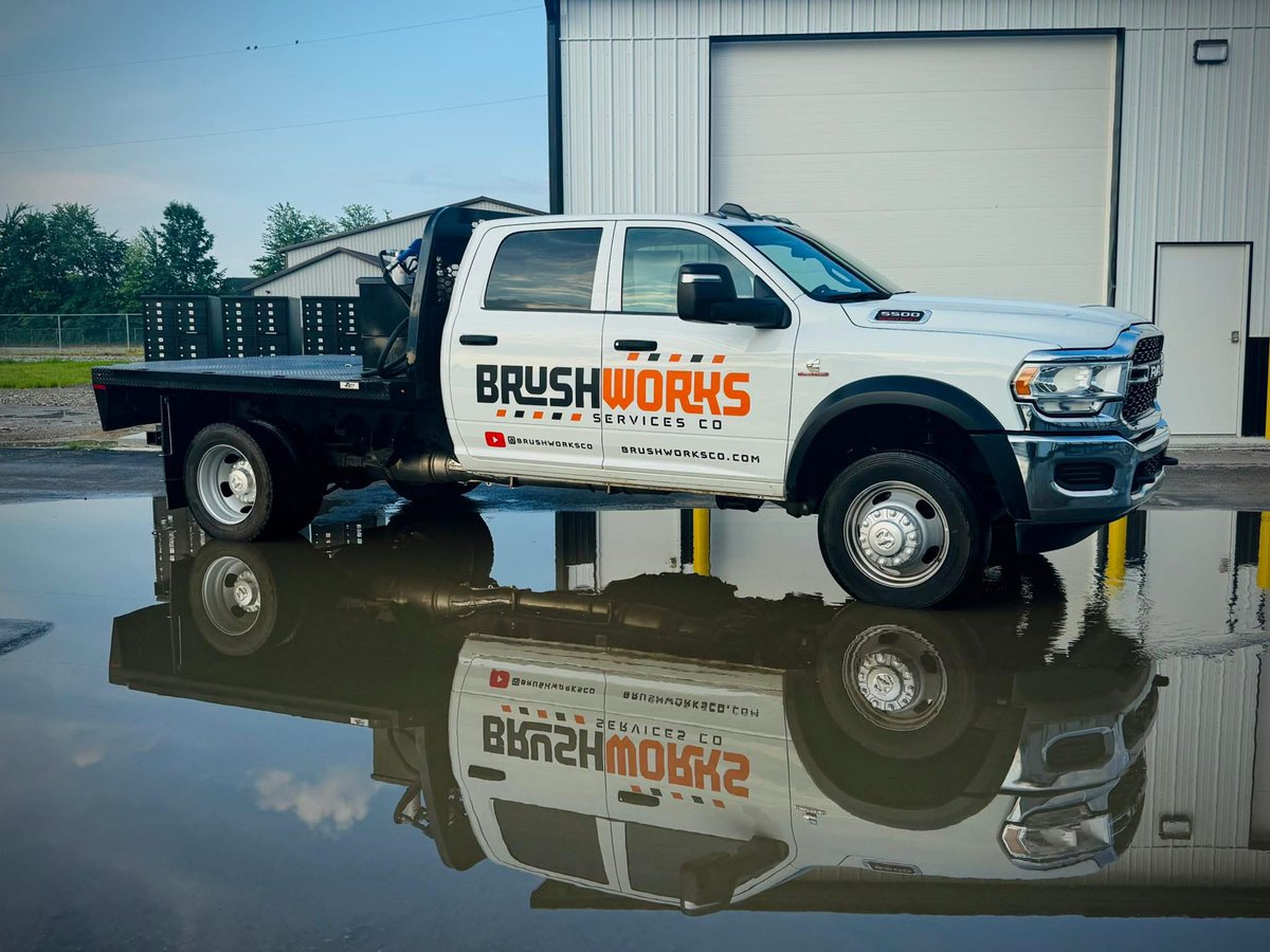 brushworksco's tweet photo. Flatbed in the puddle mirror.

Brushworks fleet ready in Ohio.

Message us for a quote. https://t.co/ABMrMbDynG