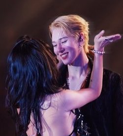 KanachanAugust's tweet photo. Sungguh ku terpikat senyum manisnya😍✨ https://t.co/WCwVbaFFsY
