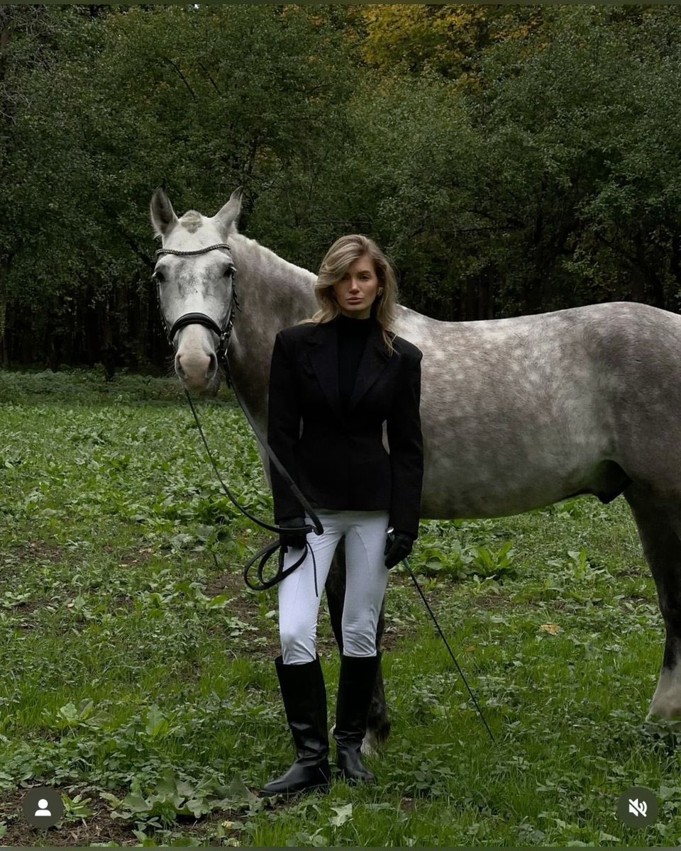 classyladylife's tweet photo. horse riding🐎 https://t.co/xy7KNbsmzA