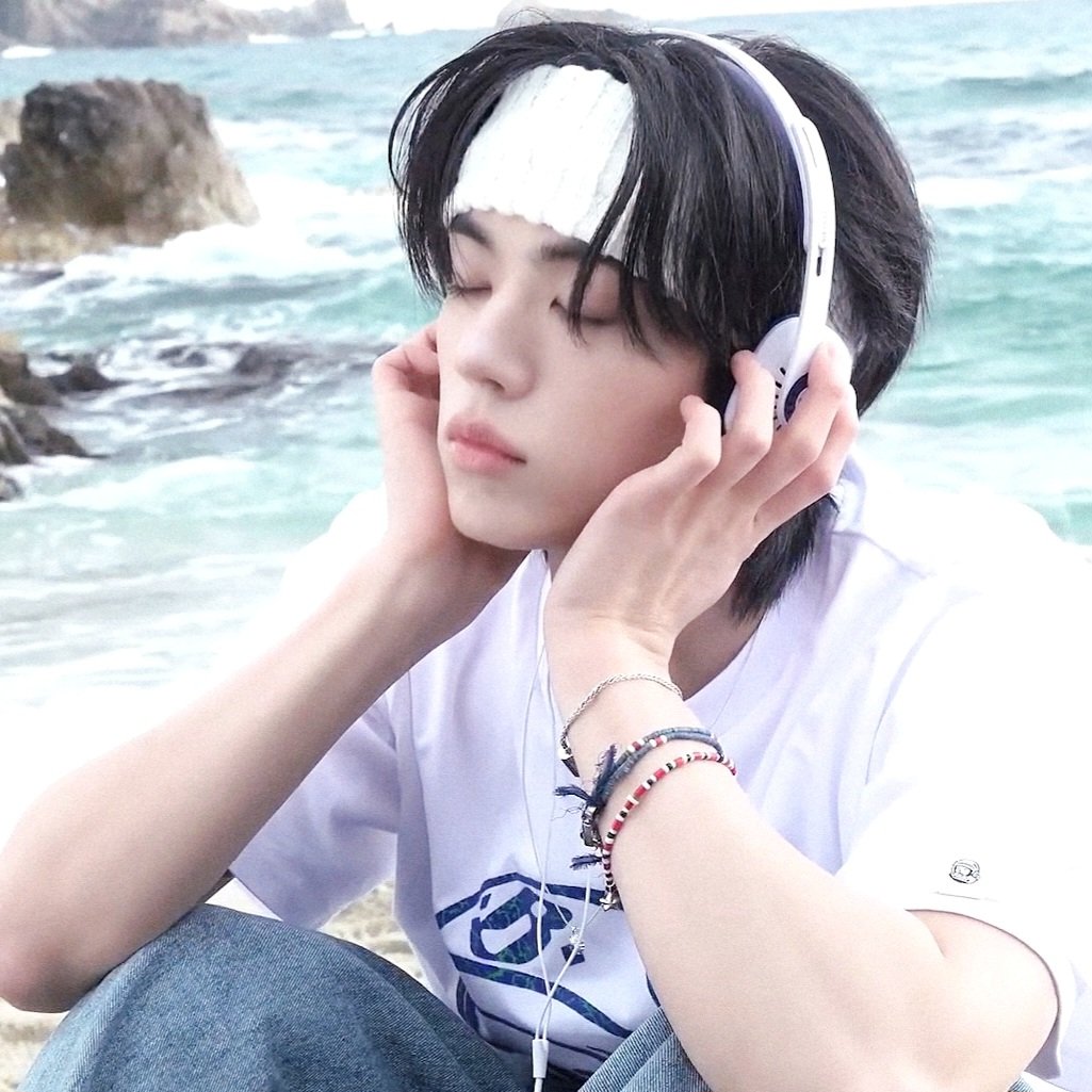 Do_DoYulMu's tweet photo. ◖| ˶˘꒳˘˶ |◗♪•*¨*•.¸¸♬︎ 내 맘을 흔들 넌 SODA https://t.co/Jq78jZtxsu
