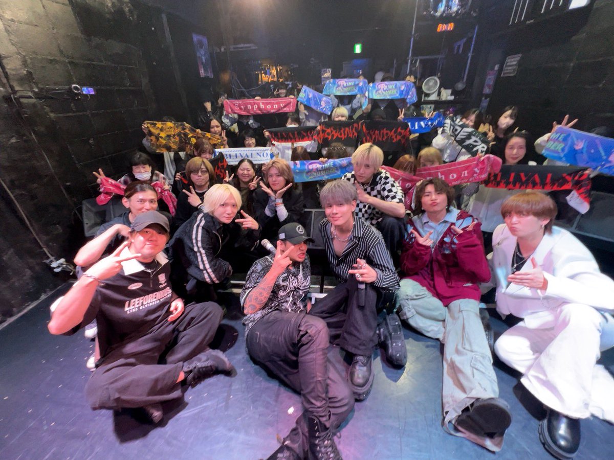 singer_takumi's tweet photo. ブラクルVol.21
ソロ出演でした！！

色んな想いが込み上がっきて
いつも以上に色んな事に
ありがたみを感じれた音楽でした！！

これからも変わらずあなたに音楽が
届けれますように。

いつもありがとう。 https://t.co/dRYOFwLU8r