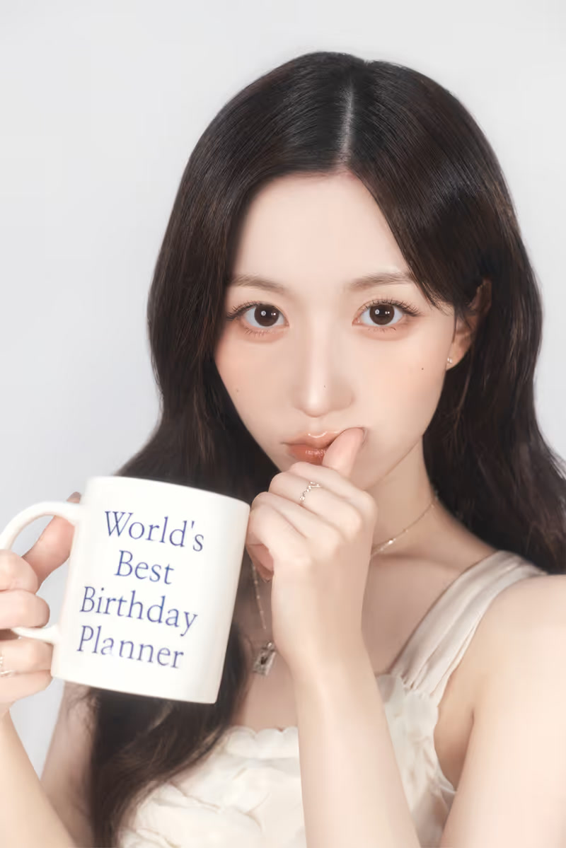 nmixxpics_'s tweet photo. #HAEWON BIRTHDAY PLANNER HD PROFILE PICTURES https://t.co/vwHRVB6X7K