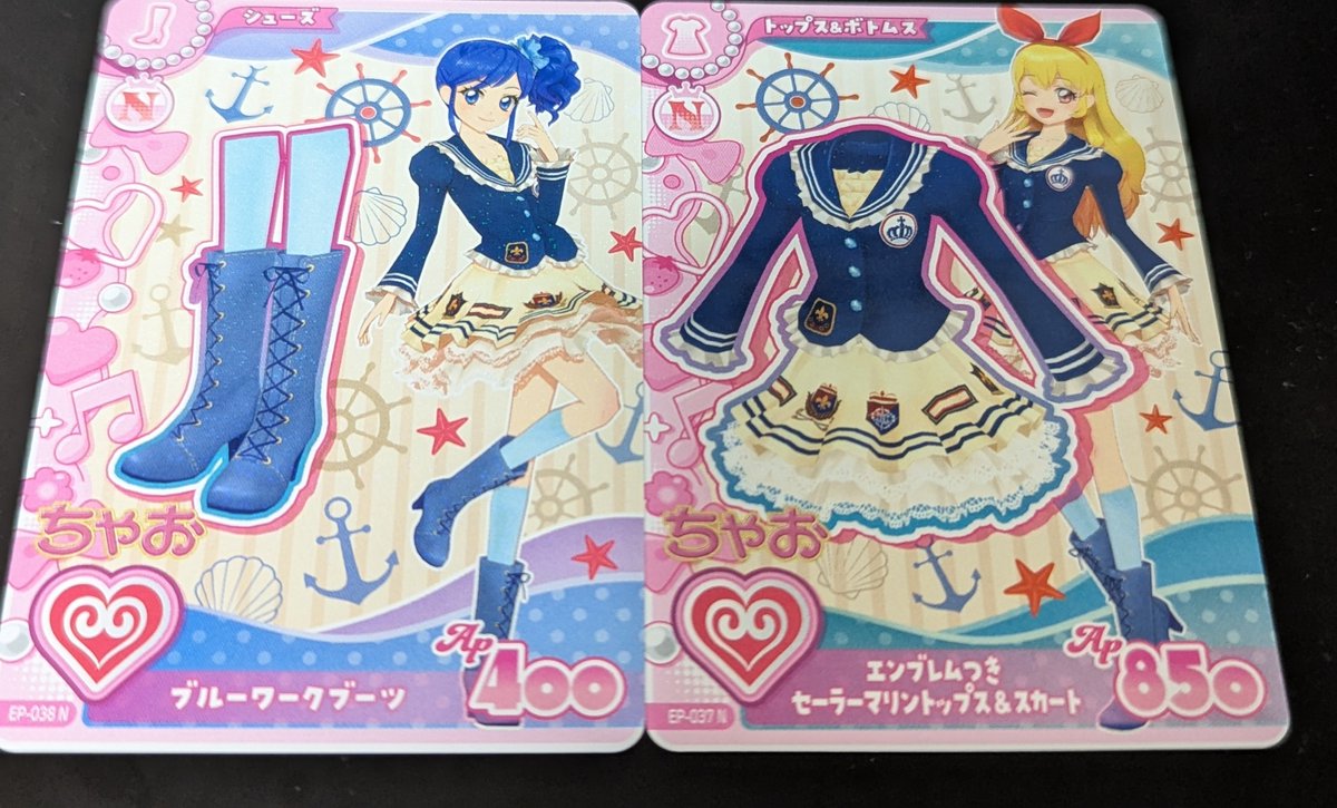 D_mika36's tweet photo. TLでちゃおが盛り上がってて生まれて買ってきちゃった！
元々小さい頃にコロコロ、ジャンプとかも買う習慣なくて、こういう紙の雑誌自体がすごく久しぶりなんだよね！

そしてコーデも超かわいいね〜 https://t.co/87gT9KcPXe