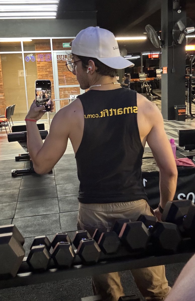 JeiMora123's tweet photo. Friday morning 💪🏻 https://t.co/H0jqVEWozu