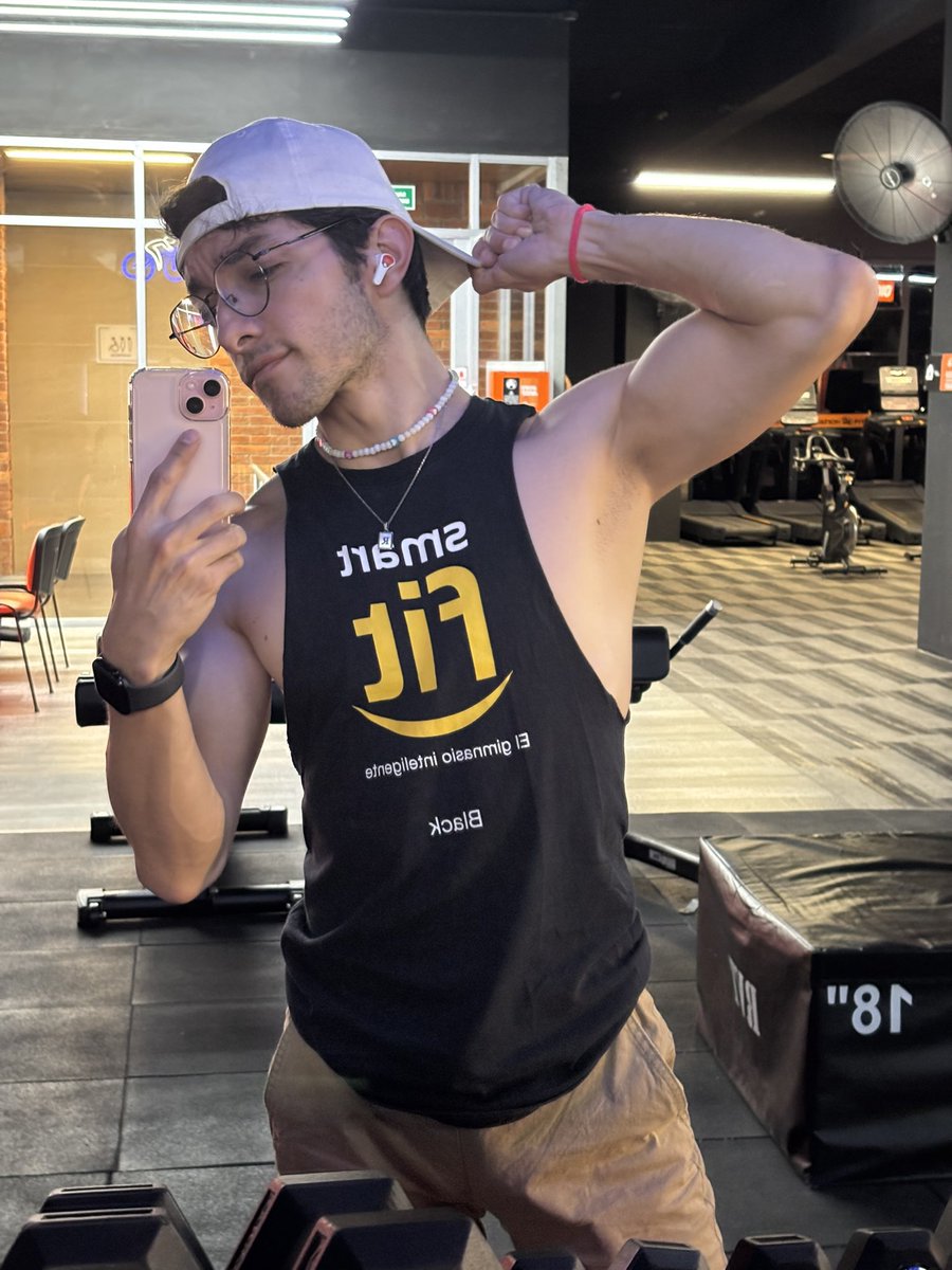 JeiMora123's tweet photo. Friday morning 💪🏻 https://t.co/H0jqVEWozu