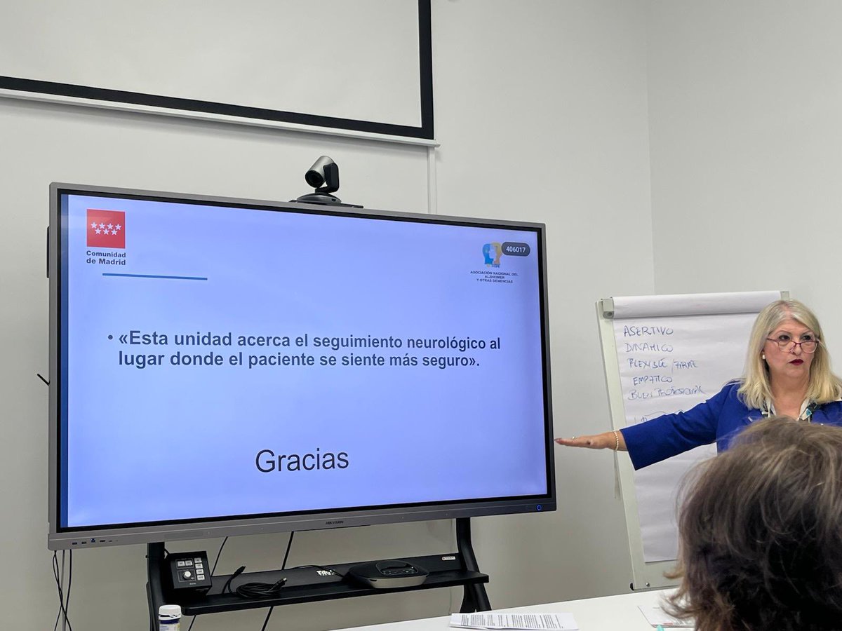 AFADE19's tweet photo. Hoy hemos presentado en la Consejeria que Sanidad con la que tenemos Convenio ante atención primaria y hospitales la unidad asistencial telemática de Deterioro Cognitivo para Grandes Dependientes .
Gracias @ComunidadMadrid https://t.co/icsoXzzFGd
