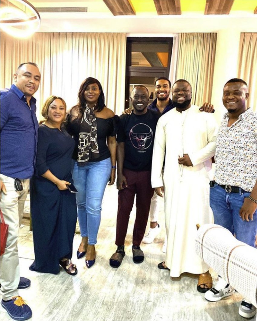 DonAzag's tweet photo. What is wrong with this picture?

Be careful who you take pictures with. You may think it is just a harmless photo today, only to wake up tomorrow and see the person at the centre of breaking news.

Thank you, Obi, for ignoring that fellow. https://t.co/tk7XYwAsx9