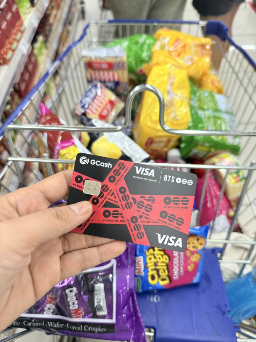meowverses's tweet photo. First time using my @gcashofficial BTS card
and this happen💜 https://t.co/xqqpwU2ifW