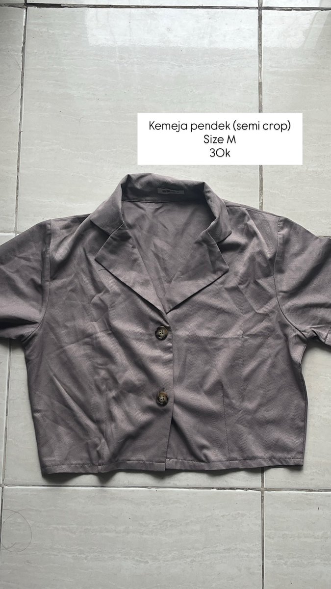 aleybeeb's tweet photo. Mau preloved baju, celana, tas, dan sepatu (post beberapa batch/part) karena lagi declutter lemari. Nanti semua bakal dilaundry sebelum kirim!! Start from 15k-100k aja. Lokasi Depok, minat langsung DM🫰🏻 https://t.co/ibGYK2YUKM