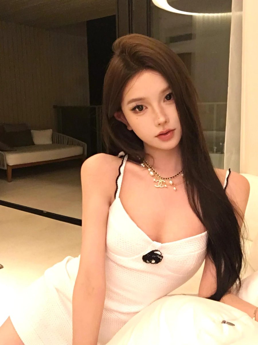 Jayky6668's tweet photo. Customers all say this outfit looks like what a wealthy young lady would wear https://t.co/phDJDeVzco