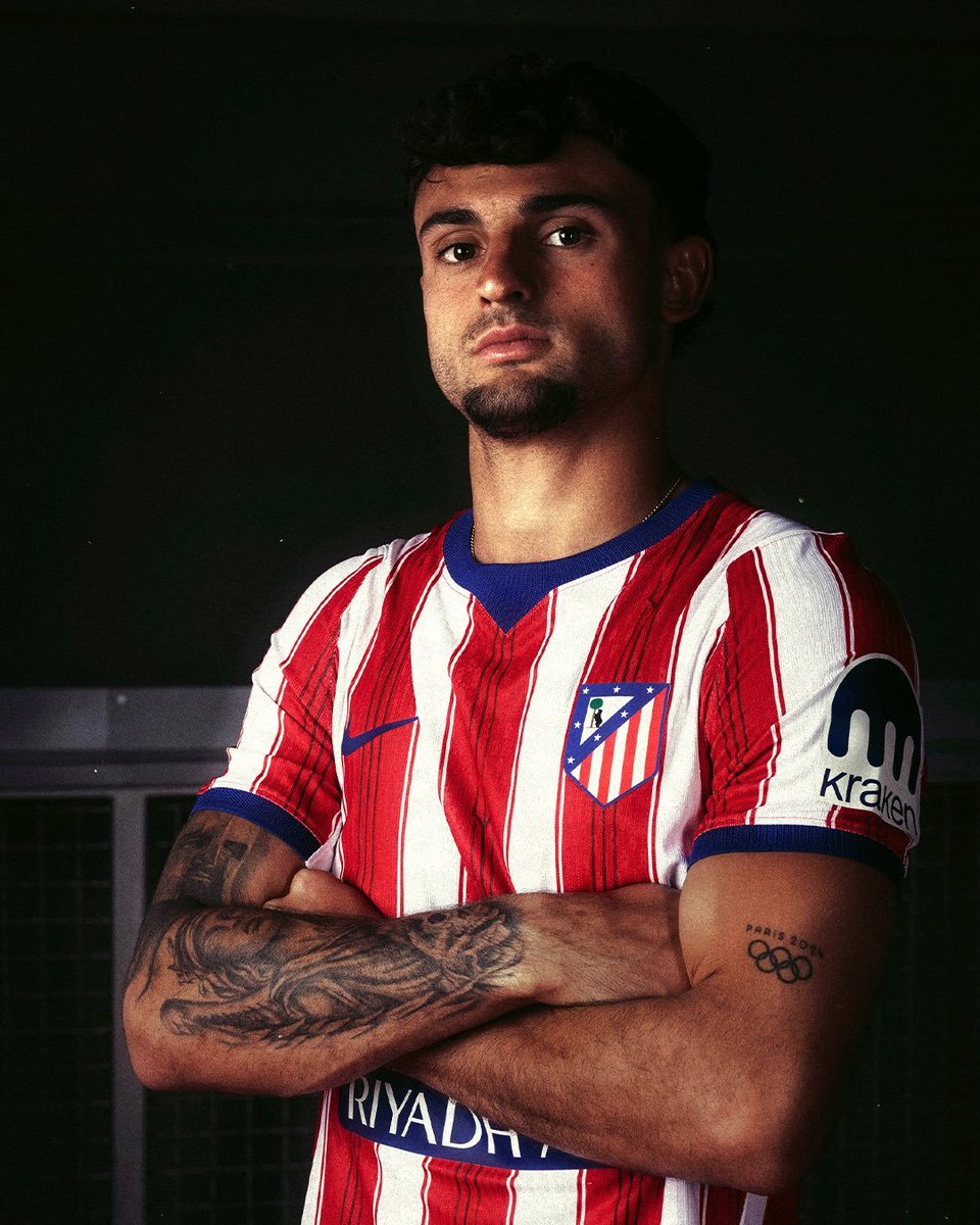 Objetivoatleti's tweet photo. 🚨💣 ÚLTIMA HORA: El Atlético de Madrid quiere dejar cerrada la renovación de Marc Pubill antes de que termine el 2026.

El club ya ha presentado una primera oferta, pero va a presentar una segunda: el Atlético quiere retenerlo y el jugador da prioridad al Atlético. 

El club le aumentará el sueldo y le ampliará el contrato.

[🏅: @mattemoretto]