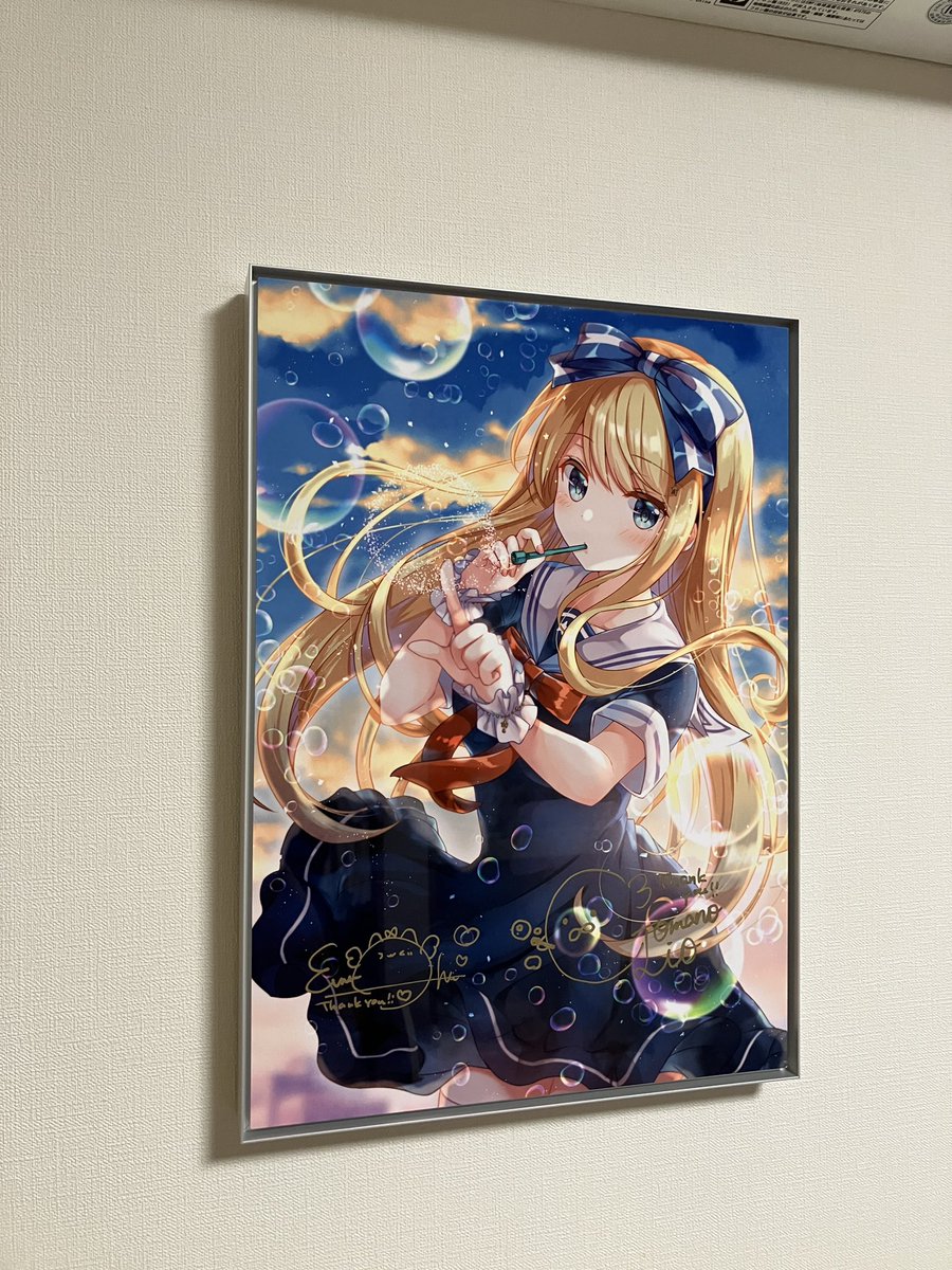 cc_maker_noripe's tweet photo. 絵守未來（ @miku_emori ）十周年展の時に注文したやまもこカスタム（ @XartBoss ）が届きました。
最初この絵でオーロラはどうですかって聞いたら、はっきりした色合いの絵ならエリアルの方がいいってアドバイスもらって注文したけど、実物めっちゃ良かったです。 https://t.co/NVkmBLsvrH