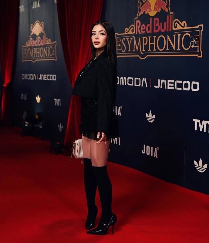 KatteyesSources tweet picture