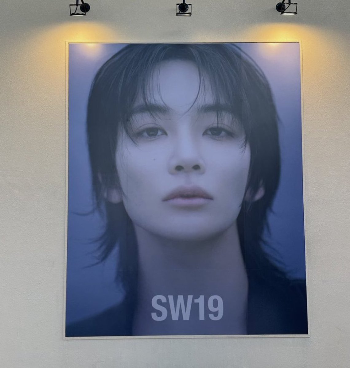 jeonghannisms's tweet photo. THE NEW PHOTOS OF SW19'S GLOBAL AMBASSADOR YOON JEONGHAN OH MY GOD https://t.co/YCoYtgAkQM