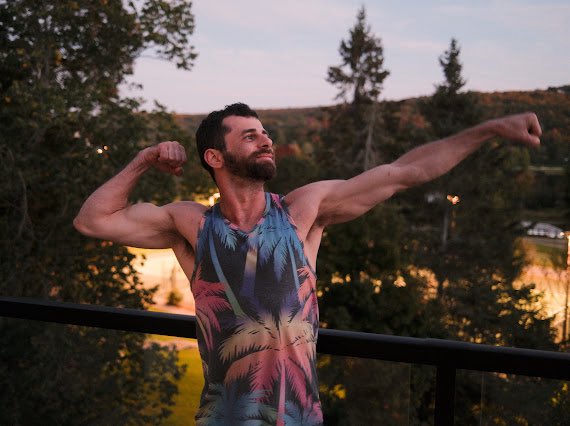 maxxatron's tweet photo. Had an absolute blast up North this past weekend! Shout out to my friend Blake for the sweet photos
#flex #Canada #photography https://t.co/xNmzPdgQG0
