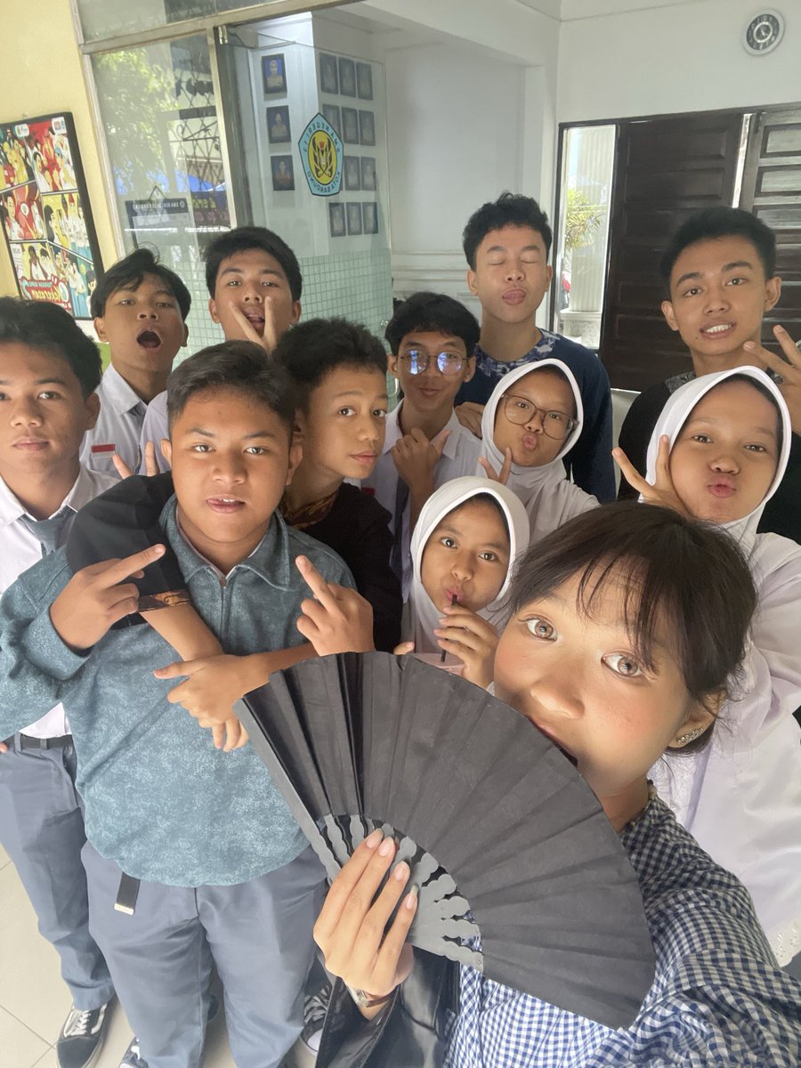 azajghjf's tweet photo. https://t.co/AuuqLlfOHM