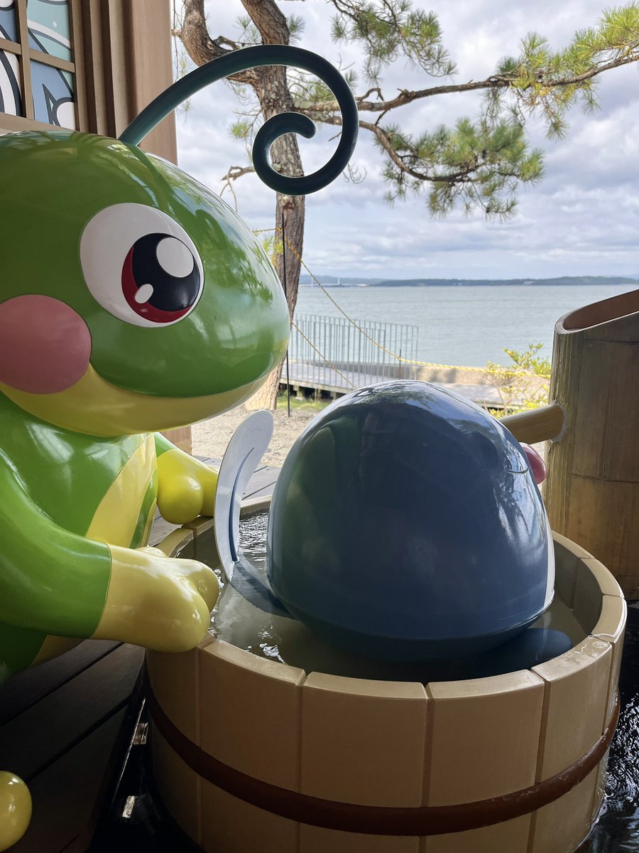 hidee1's tweet photo. ポケモンになる前は何度も行ってたけど、コラボしてから初めて行ってきた。
ちょうど空（す）いてる時間帯でゆっくりできてよかった〜
シャワーズかわいい！ https://t.co/VEYbGVvZEy