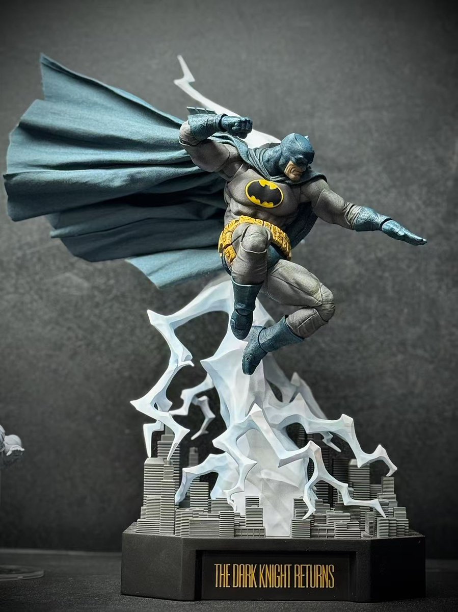 UniverseChew's tweet photo. Inart 1/12 Batman The Dark Knight Returns https://t.co/u7Gu6EDb53