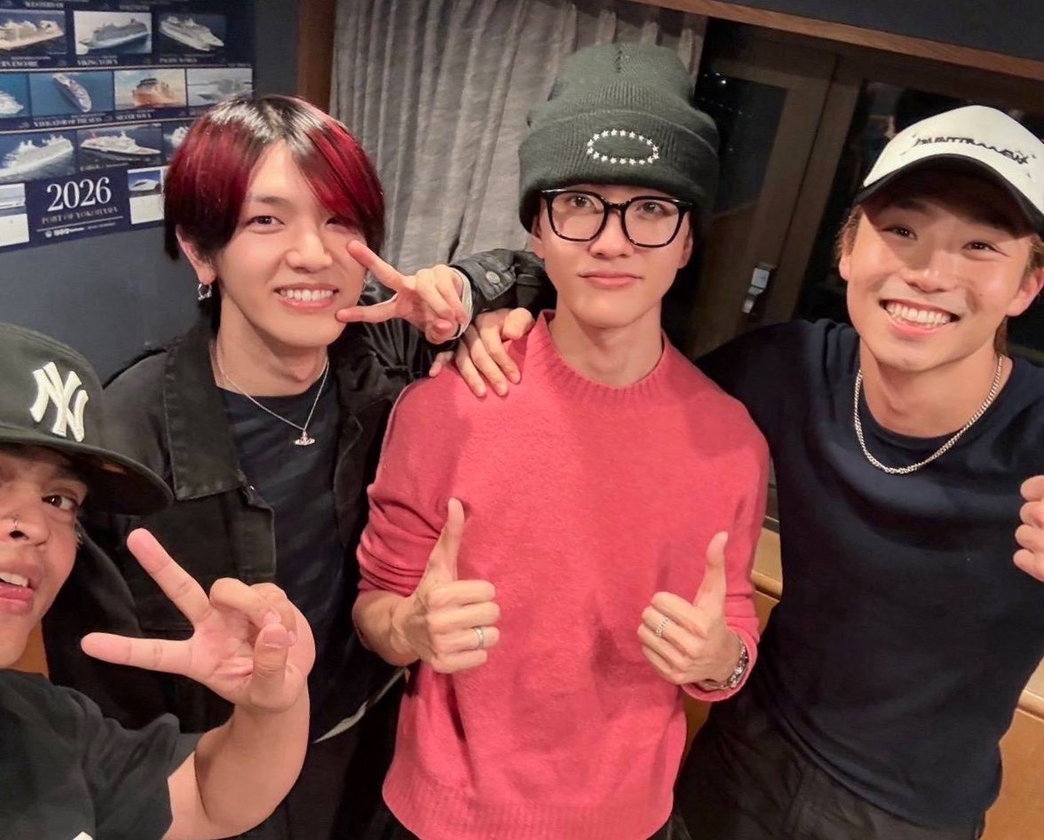 _FlowBack_REIJI's tweet photo. ZERO-8ありがとうございました🌟
ゲストはINIからムムタンとタジジでした!
お二人とも気さくでいい人で
すぐ仲良くなれました！(ほっこり)
LIVE見に行きたいなぁ…！

セブ島お兄さんが
お騒がせしました！📢笑

#ZERO8 #WATWING  
#八村倫太郎　 #REIJI  
#FMヨコハマ #INI
#髙塚大夢  #田島将吾 https://t.co/GFnsGxPX4S
